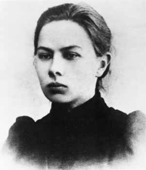 http://www.hrono.ru/img/1917/krupskaya1895.jpg