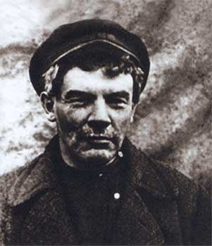 http://www.hrono.ru/img/1917/lenin_grim.jpg